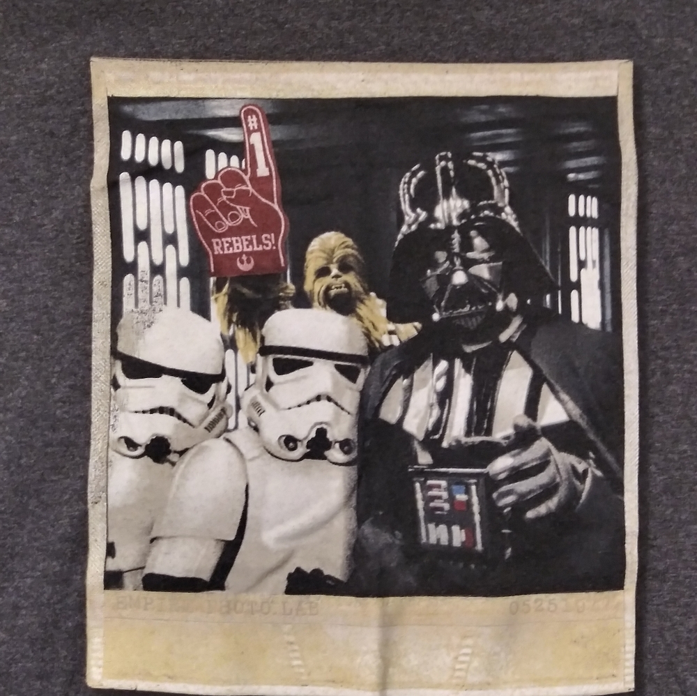 Large Starwars t-shirt